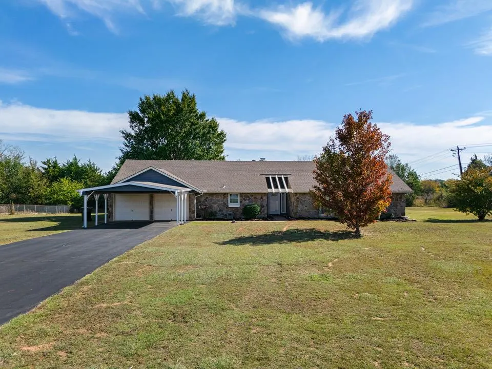 Front exterior — 1 Oakridge Drive, Shawnee, OK 74804