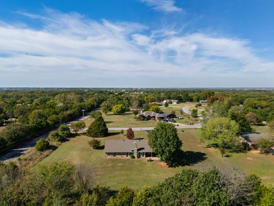Photo 42 — 1 Oakridge Drive, Shawnee, OK 74804