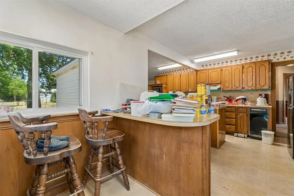 Photo 11 — 17 E 11th Street, Edmond, OK 73034