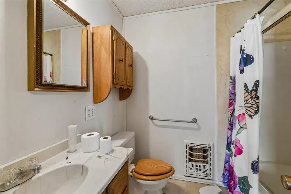 Photo 15 — 17 E 11th Street, Edmond, OK 73034