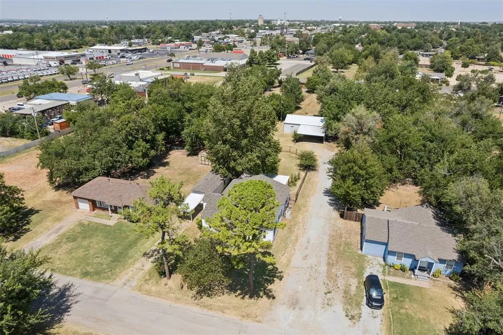 Photo 31 — 17 E 11th Street, Edmond, OK 73034