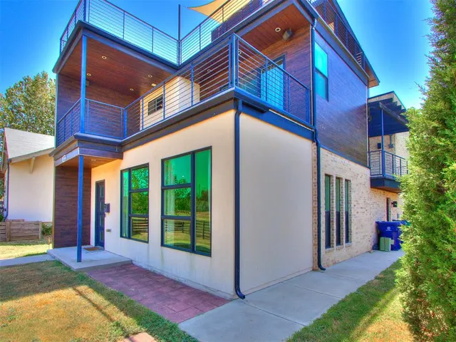 Photo 3 — 1604 NW 10th Street, Oklahoma City, OK 73106