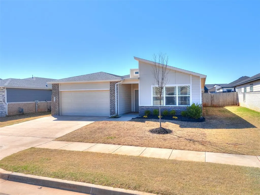 Front exterior — 8112 NW 153rd Street, Edmond, OK 73013