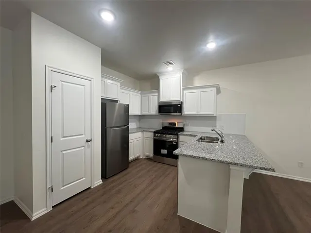 Photo 4 — 10620 SW 17th Terrace, Yukon, OK 73099