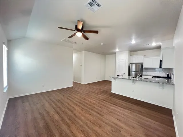Photo 5 — 10620 SW 17th Terrace, Yukon, OK 73099