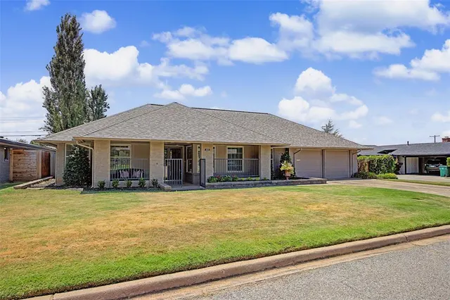 Photo 2 — 2620 NW 61st Street, Oklahoma City, OK 73112