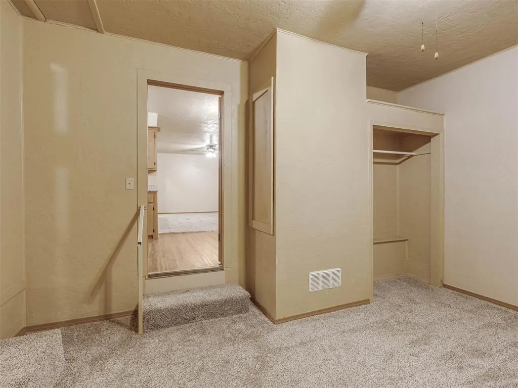 Photo 19 — 704 N Madison Avenue, Blanchard, OK 73010