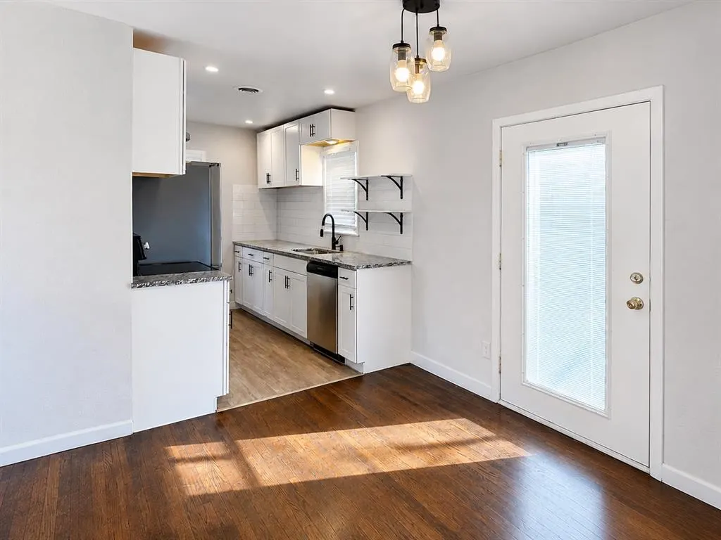 Photo 5 — 5535 S Boston Place, Tulsa, OK 74105