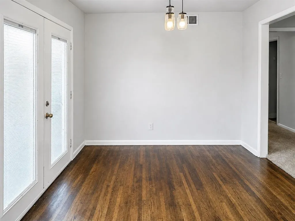 Photo 7 — 5535 S Boston Place, Tulsa, OK 74105