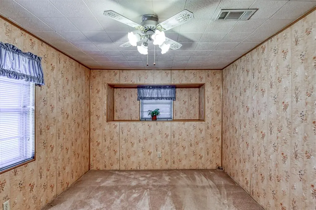 Photo 16 — 1135 Elmhurst Street, Moore, OK 73160