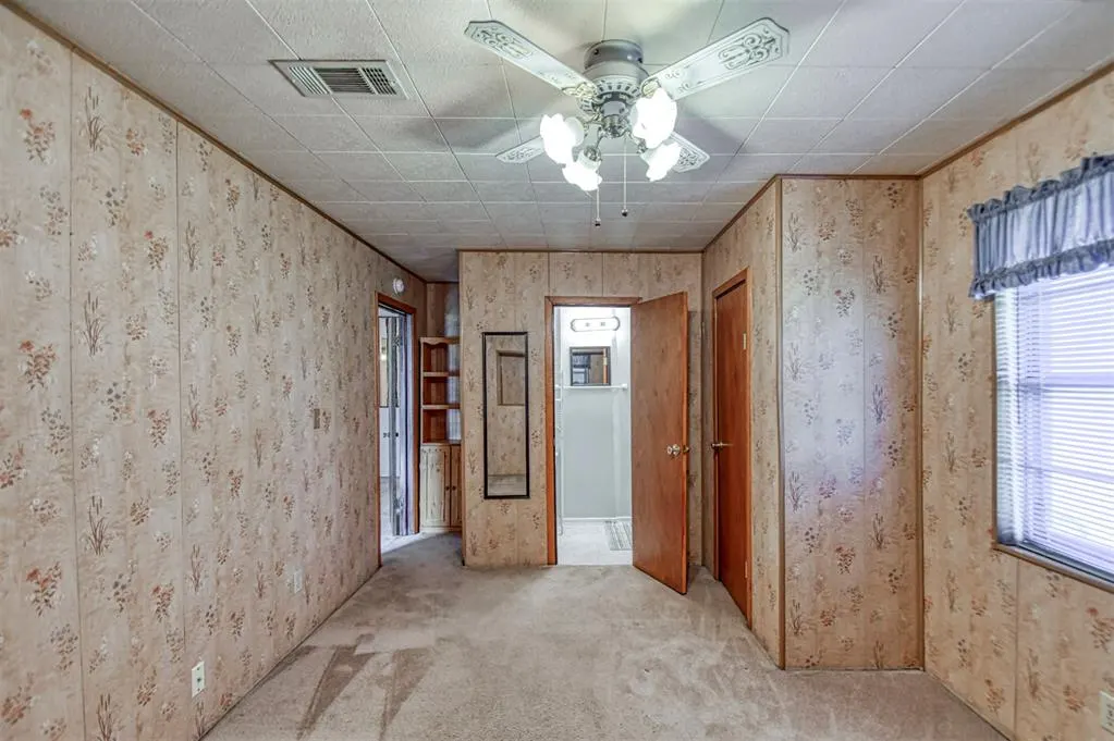 Photo 17 — 1135 Elmhurst Street, Moore, OK 73160