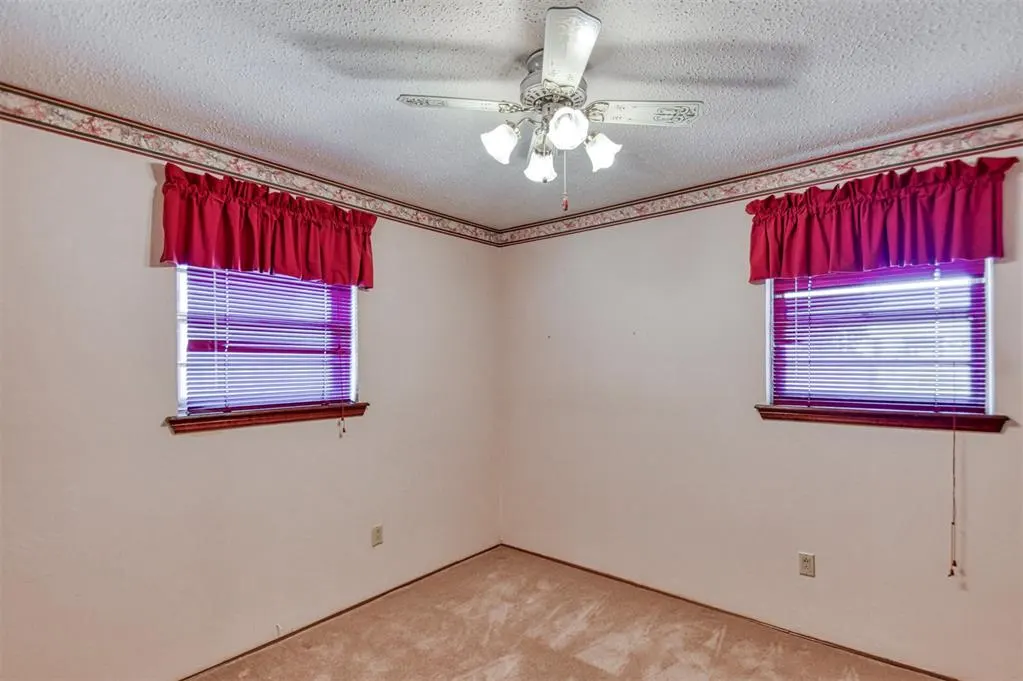 Photo 26 — 1135 Elmhurst Street, Moore, OK 73160