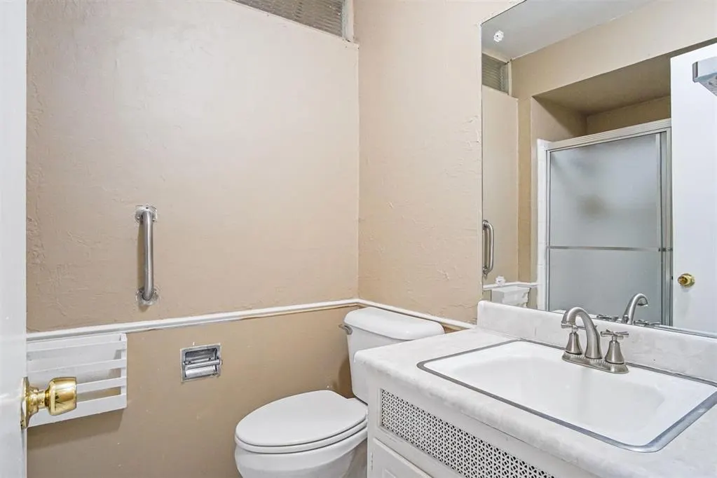 Photo 12 — 813 Mark Drive, Del City, OK 73115