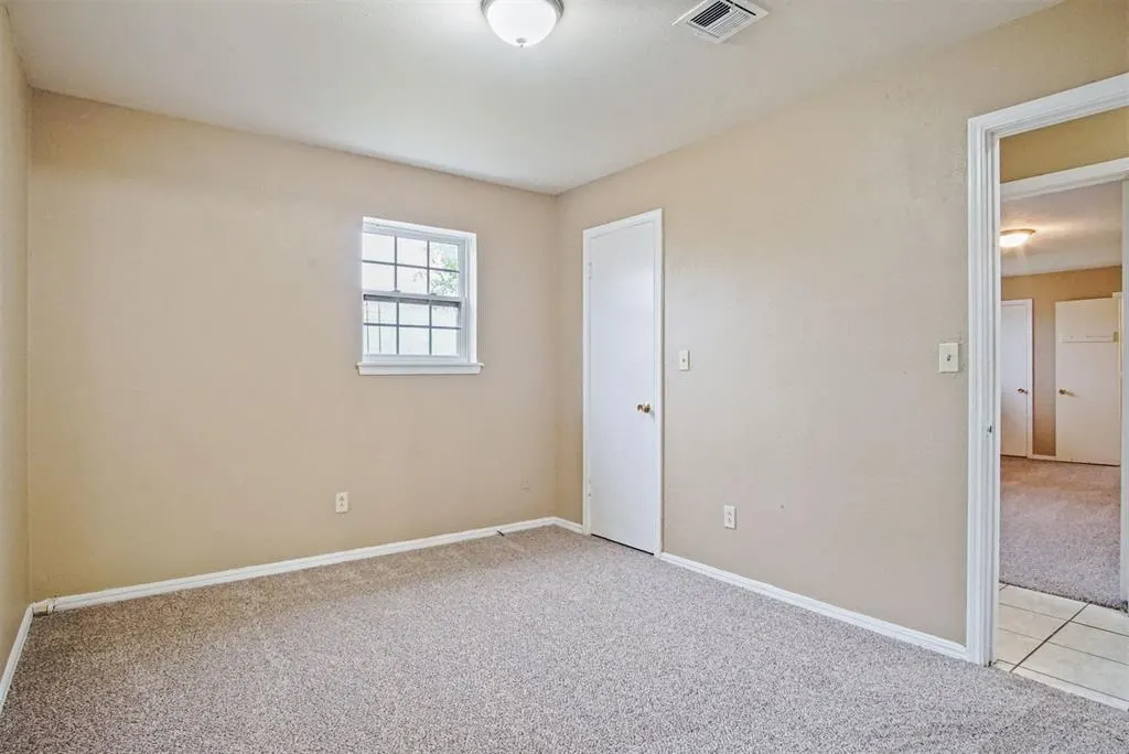 Photo 17 — 813 Mark Drive, Del City, OK 73115