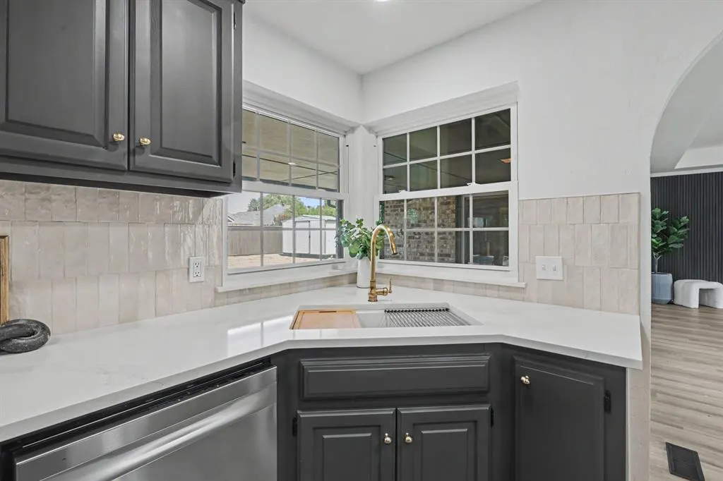 Photo 13 — 713 SW 112th Street, Oklahoma City, OK 73170