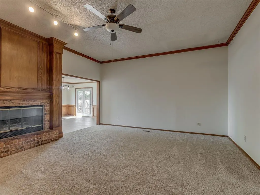 Photo 6 — 720 Tumbleweed Drive, Yukon, OK 73099