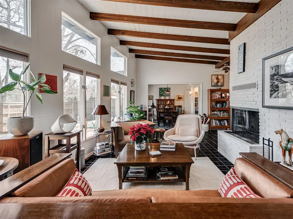 Photo 9 — 801 Carey Drive, Norman, OK 73069