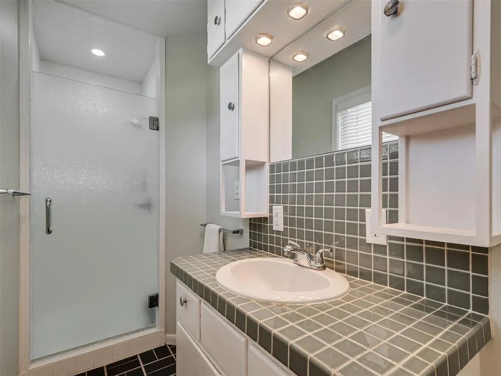 Photo 21 — 801 Carey Drive, Norman, OK 73069
