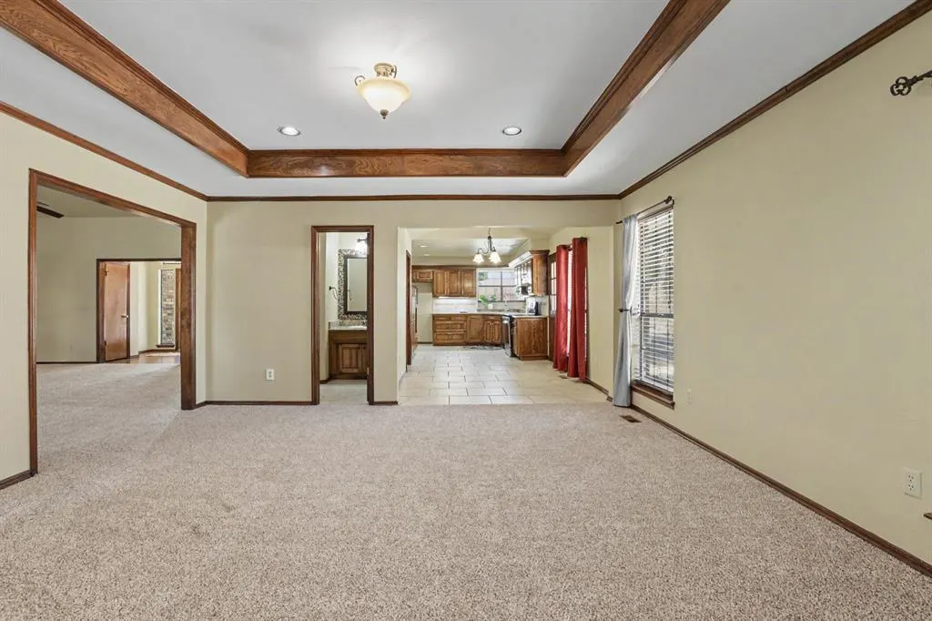 Photo 11 — 1301 SW 107th Place, Oklahoma City, OK 73170