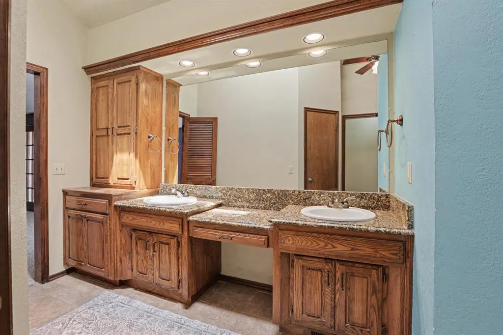 Photo 17 — 1301 SW 107th Place, Oklahoma City, OK 73170
