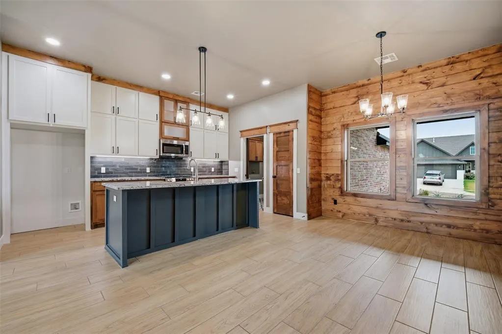 Photo 8 — 11528 NW 103rd Street, Yukon, OK 73099