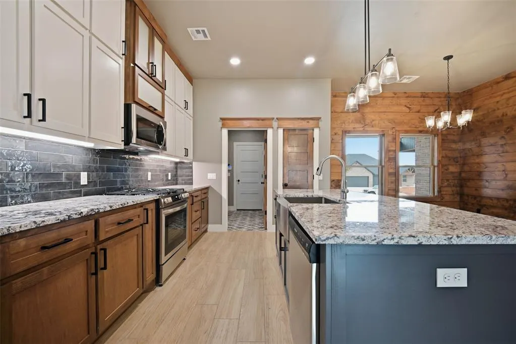 Photo 15 — 11528 NW 103rd Street, Yukon, OK 73099