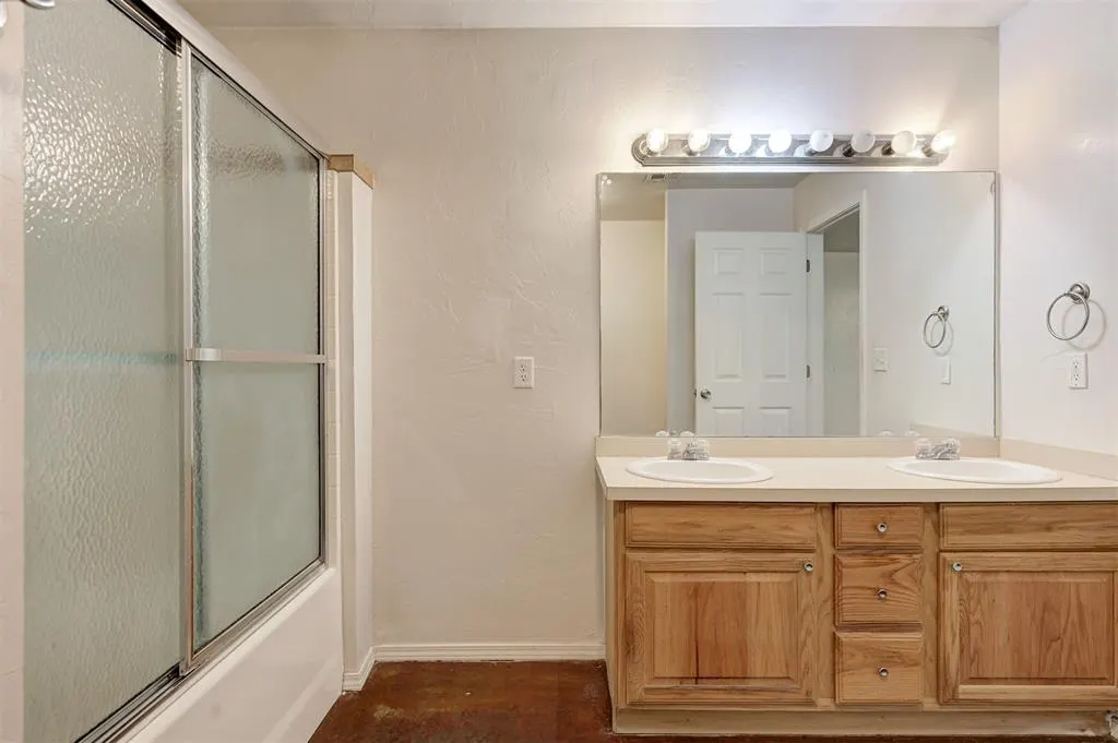 Photo 22 — 1925 N McKinley Avenue, Oklahoma City, OK 73106