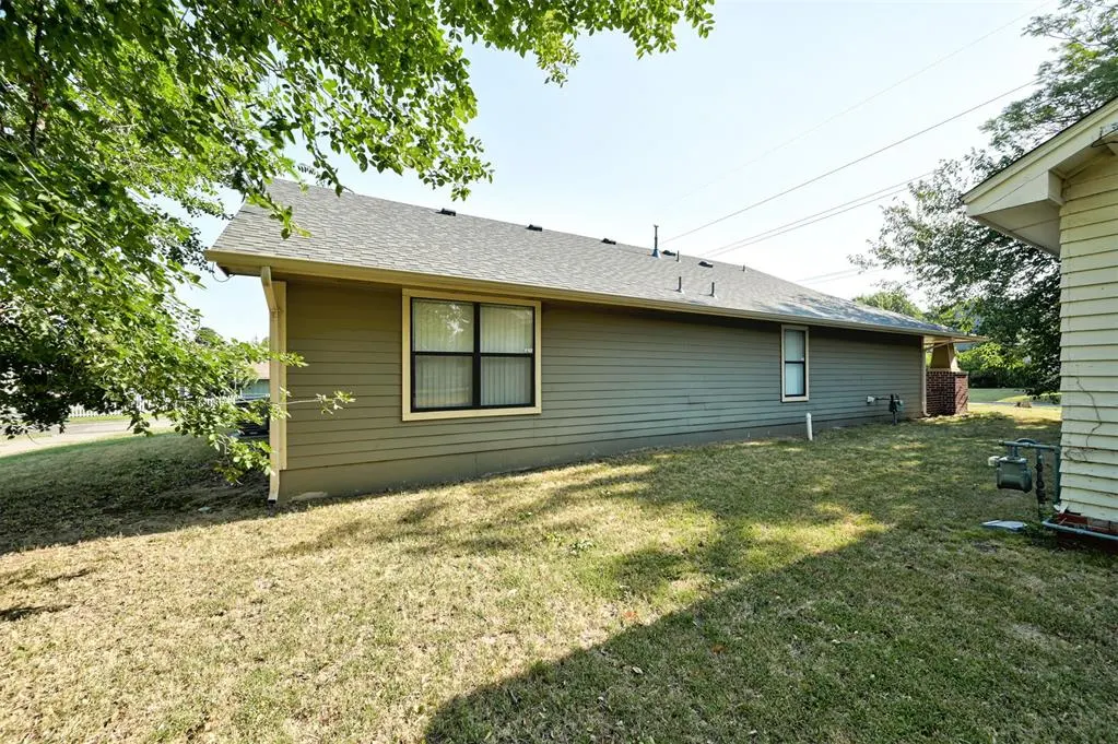Photo 32 — 1925 N McKinley Avenue, Oklahoma City, OK 73106