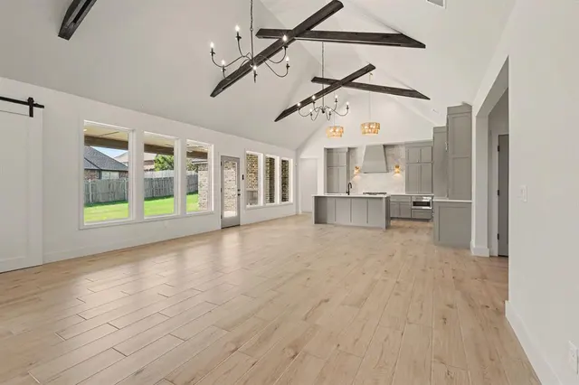 Photo 5 — 19640 Stratmore Way, Edmond, OK 73012