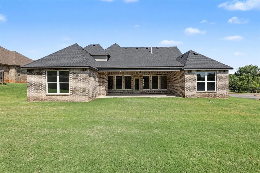 Photo 40 — 19640 Stratmore Way, Edmond, OK 73012