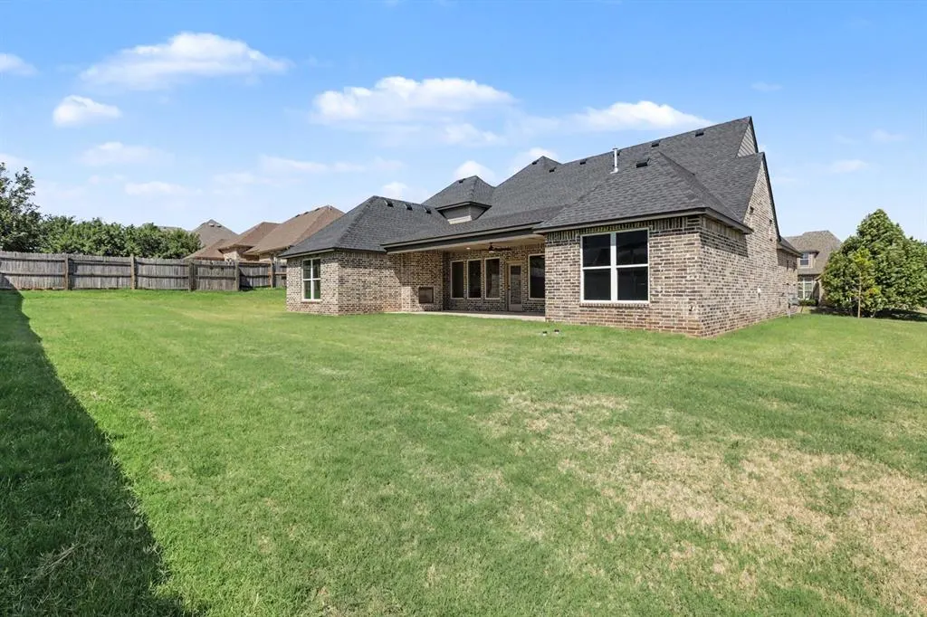 Photo 41 — 19640 Stratmore Way, Edmond, OK 73012