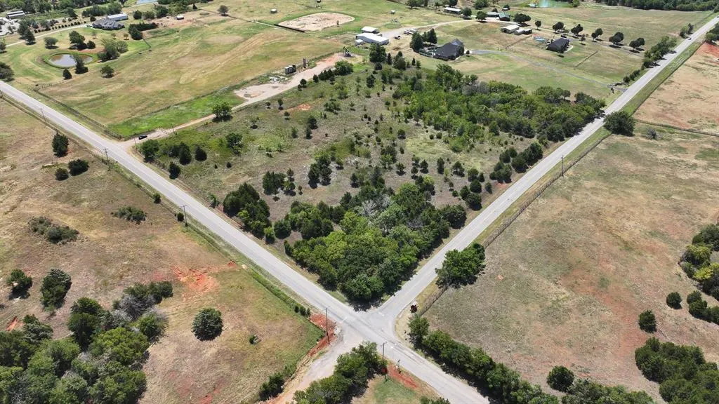 Photo 2 — none, Edmond, OK 73025