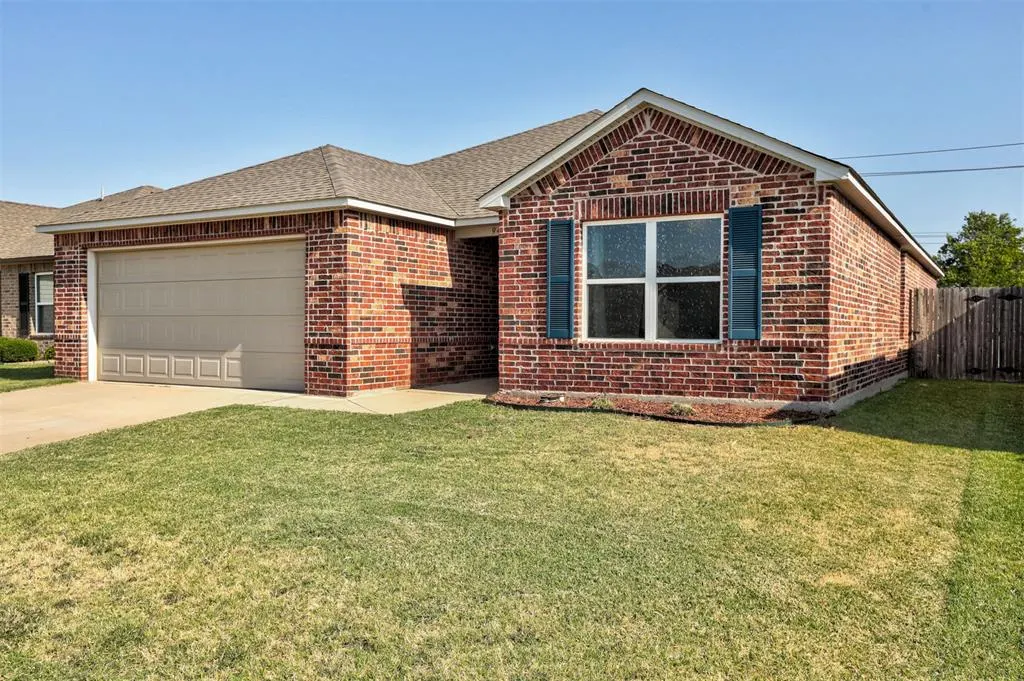 Photo 4 — 9425 NW 122nd Terrace, Yukon, OK 73099
