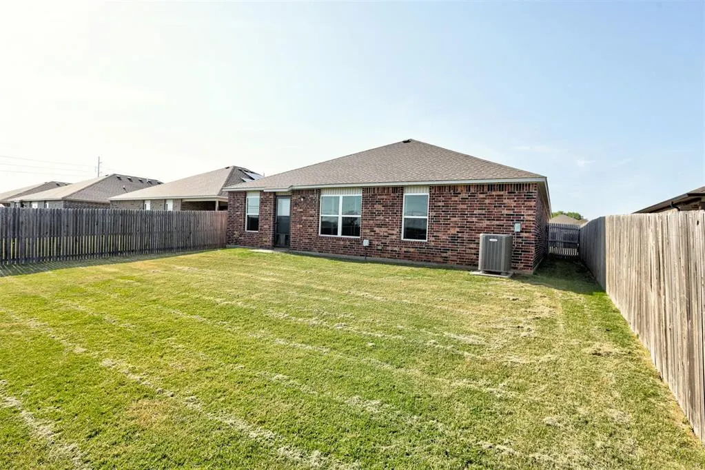 Photo 47 — 9425 NW 122nd Terrace, Yukon, OK 73099