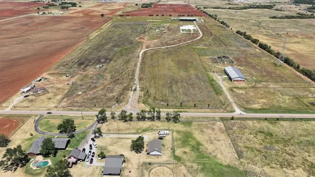 Photo 4 — 12951 W Waterloo Road, Edmond, OK 73025