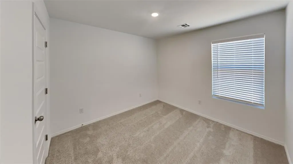 Photo 13 — 9320 NW 129th Street, Yukon, OK 73099