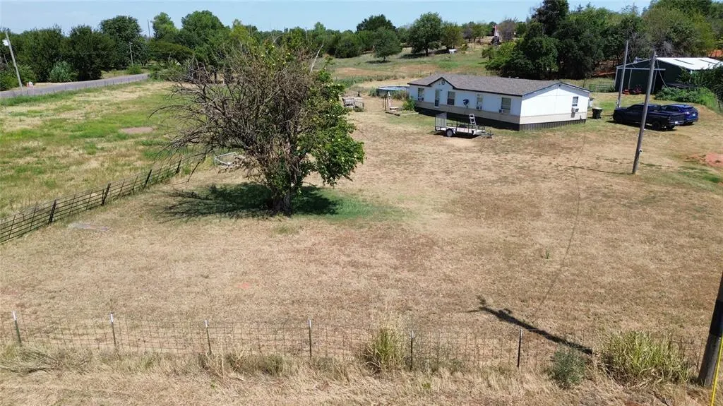 Photo 11 — 935 NE 70th Street, Blanchard, OK 73010