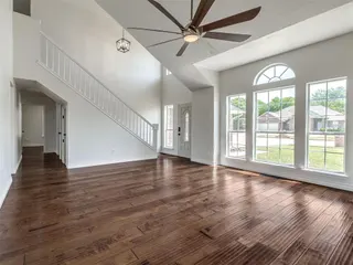 Sold home at 2705 E Hills Drive