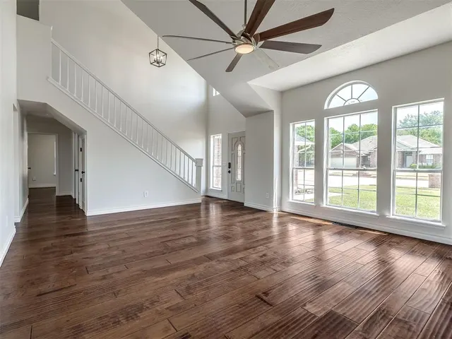 Front exterior — 2705 E Hills Drive, Oklahoma City, OK 73160