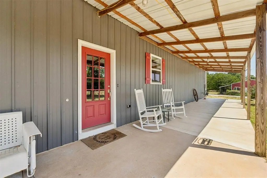 Photo 4 — 516 S Portland Avenue, Newcastle, OK 73065