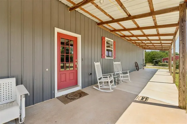 Photo 4 — 516 S Portland Avenue, Newcastle, OK 73065