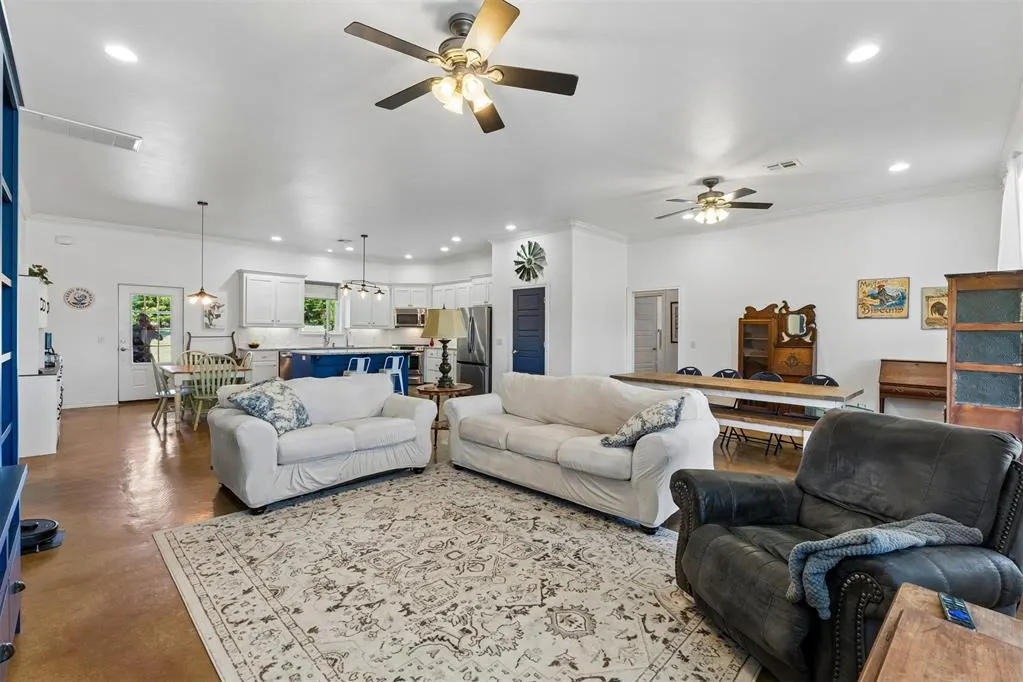 Photo 7 — 516 S Portland Avenue, Newcastle, OK 73065