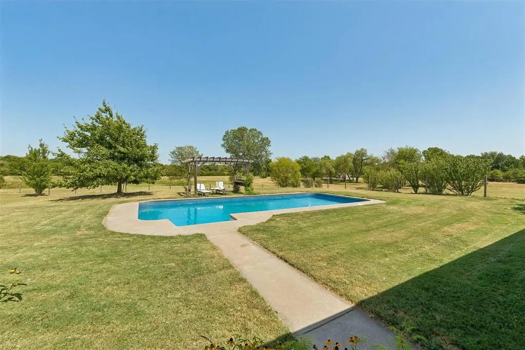 Photo 29 — 516 S Portland Avenue, Newcastle, OK 73065