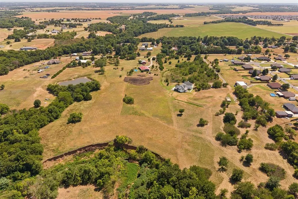 Photo 34 — 516 S Portland Avenue, Newcastle, OK 73065