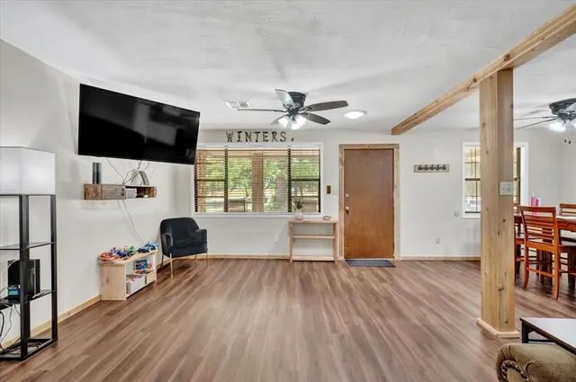 Photo 3 — 13124 Lakeroad Drive, McLoud, OK 74851