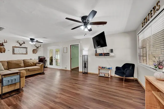 Photo 4 — 13124 Lakeroad Drive, McLoud, OK 74851