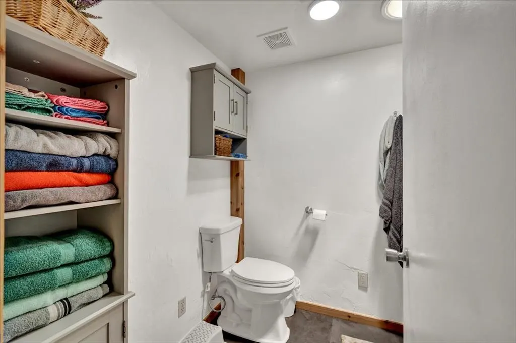 Photo 17 — 13124 Lakeroad Drive, McLoud, OK 74851