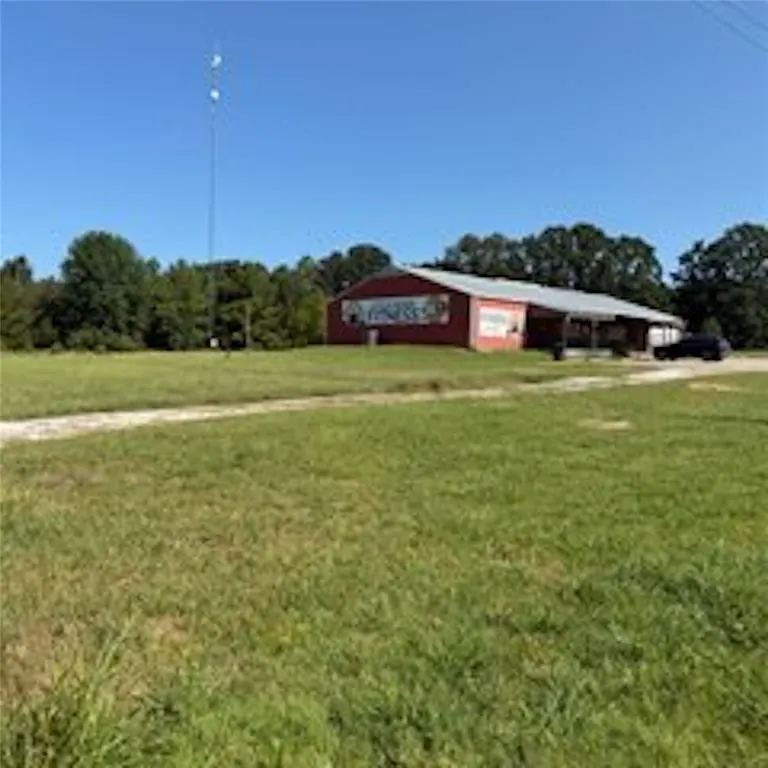 Photo 5 — 3501 NE Lincoln Road, Idabel, OK 74745
