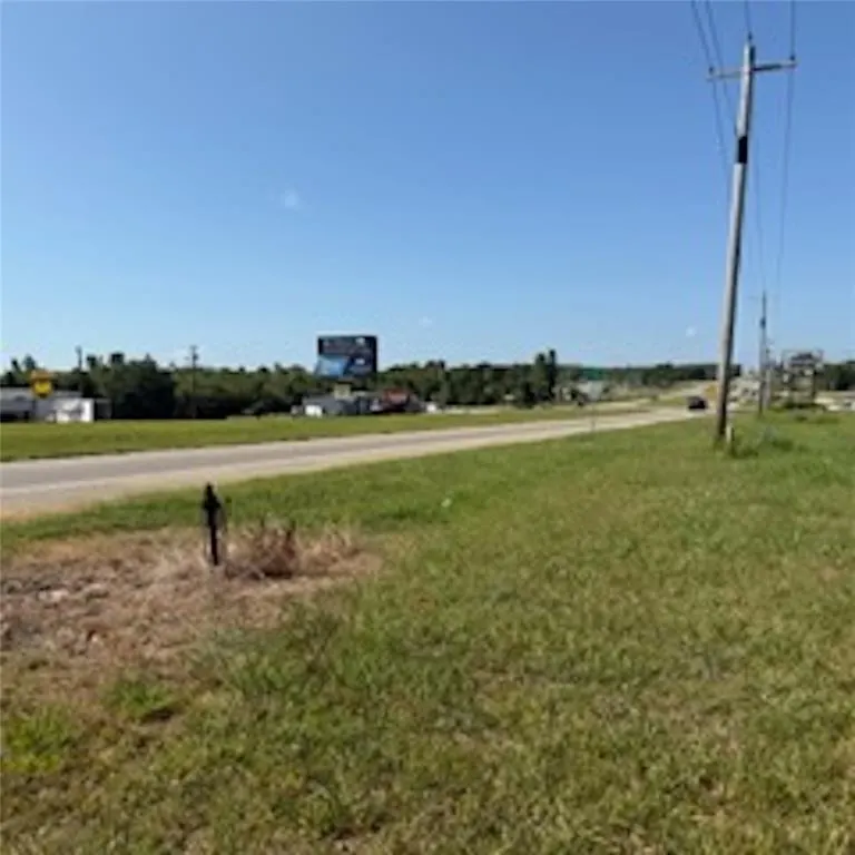 Photo 6 — 3501 NE Lincoln Road, Idabel, OK 74745