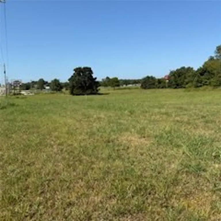 Photo 10 — 3501 NE Lincoln Road, Idabel, OK 74745